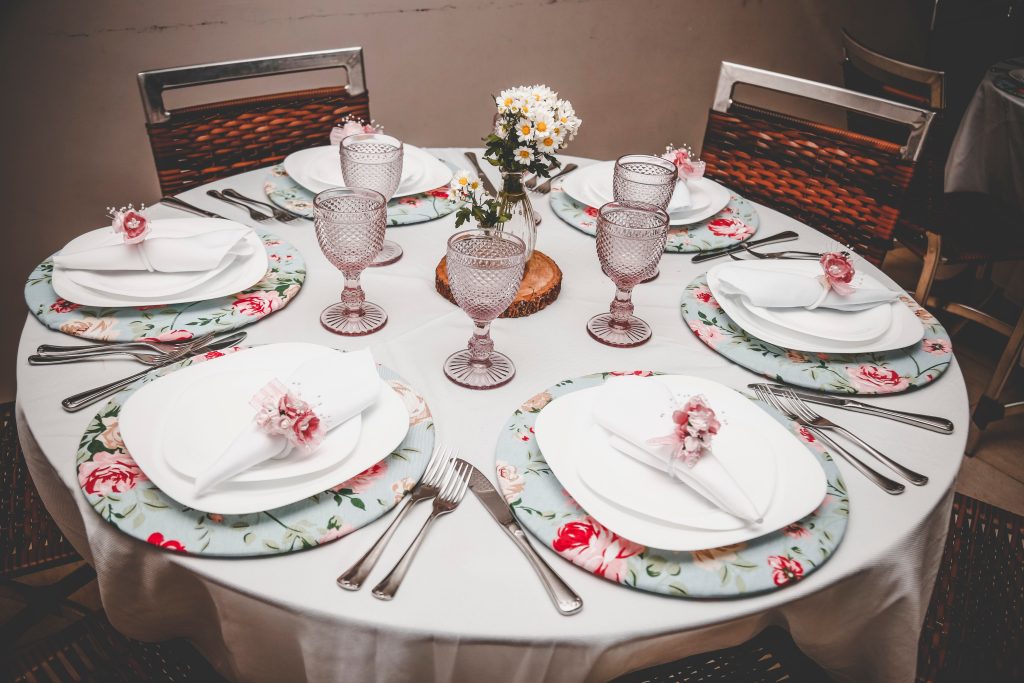 placemats for round tables